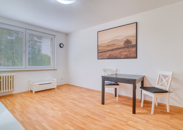 REZERVOVANÉ: Na predaj investičný 1-izbový byt - Karlova Ves