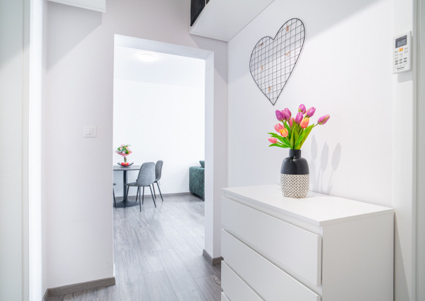 Na predaj moderný 3-izbový byt vo výbornej lokalite Serede