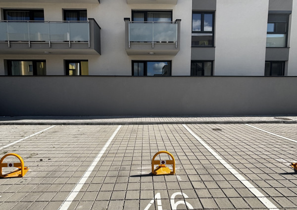 Na prenájom parkovacie státia v novostavbe NOEMIS – Stupava