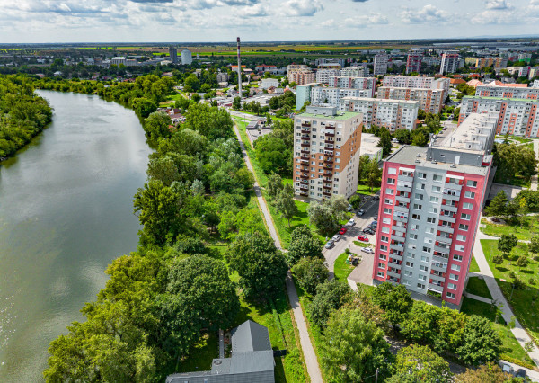 Na predaj garsónka v Seredi