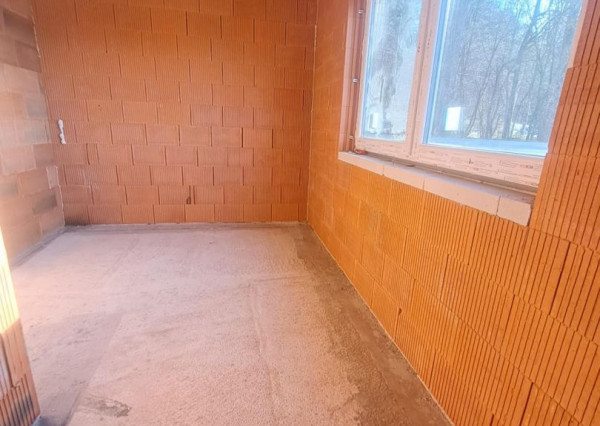 Lukratívna ponuka novostavba v Uhrovci , poz. 527m2