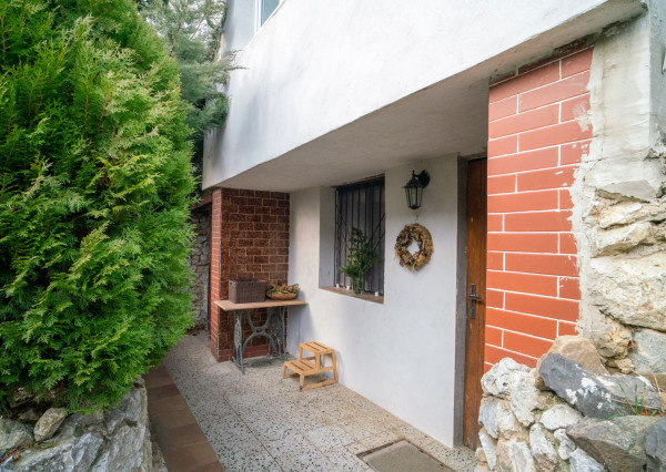 Na predaj samostatne stojaca chata v obci Kuchyňa