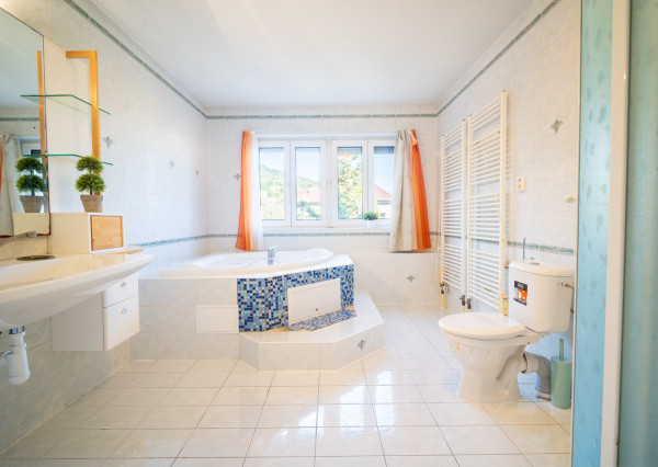 Na prenájom rodinný dom v Nitre - časť Zobor