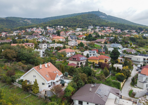 Na prenájom rodinný dom v Nitre - časť Zobor