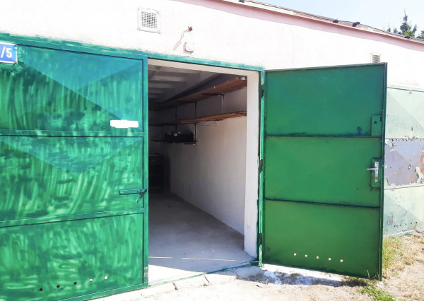 Na prenájom murovaná garáž v Stupave