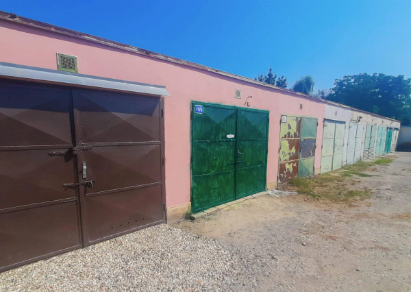 Na prenájom murovaná garáž v Stupave