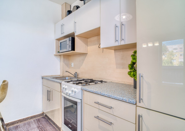 Na predaj čiastočne vybavený 3-izbový byt v Dunajskej Strede