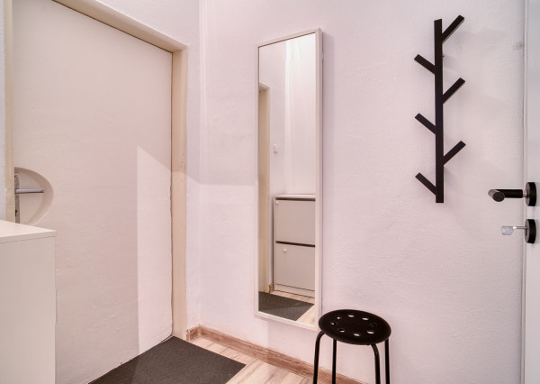 Na predaj 1-izbový byt s investičným potenciálom v centre Bratislavy