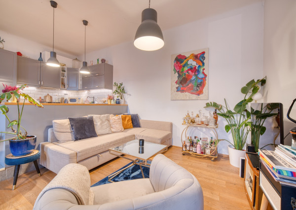 Na prenájom štýlový 2,5-izbový byt na Palisádach v Bratislave