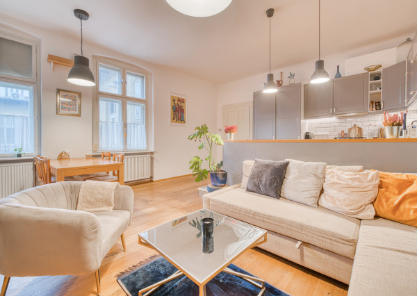 Na prenájom štýlový 2,5-izbový byt na Palisádach v Bratislave