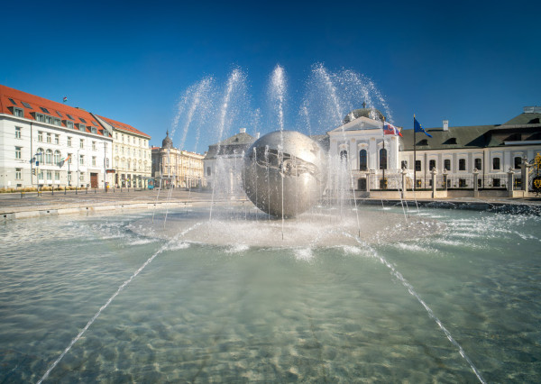 Na prenájom štýlový 2,5-izbový byt na Palisádach v Bratislave