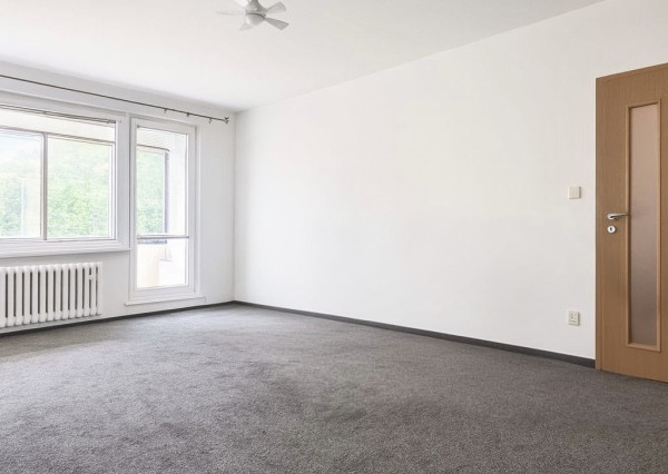 Na prenájom 2-izbový byt vo Vrutkách