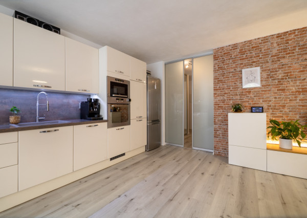 REZERVOVANÉ: Na predaj štýlový 3-izbový byt v lokalite Bratislava–Trnávka