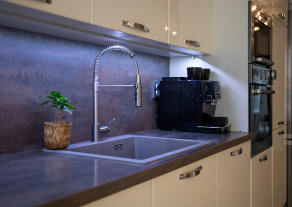 REZERVOVANÉ: Na predaj štýlový 3-izbový byt v lokalite Bratislava–Trnávka