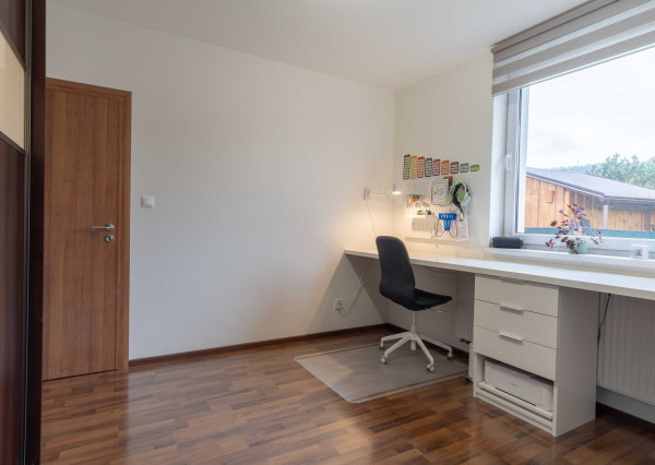 Na predaj priestranný rodinný dom v pokojnej lokalite Hôrka