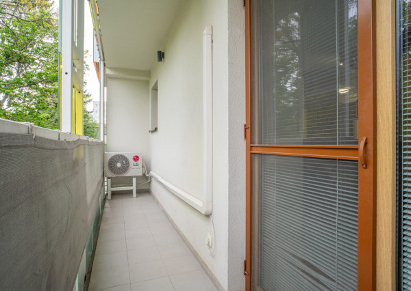 Na predaj kompletne zariadený 2-izbový byt v blízkosti OC Vivo