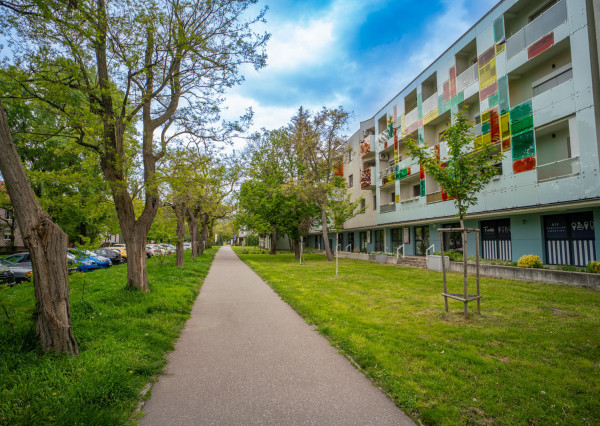 Na predaj kompletne zariadený 2-izbový byt v blízkosti OC Vivo