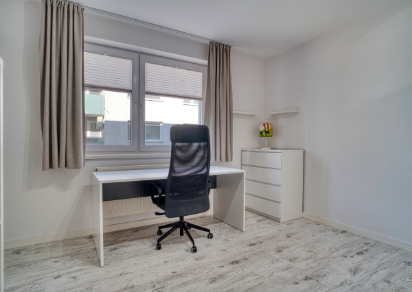 Na prenájom 3-izbový byt v Dunajskej Lužnej