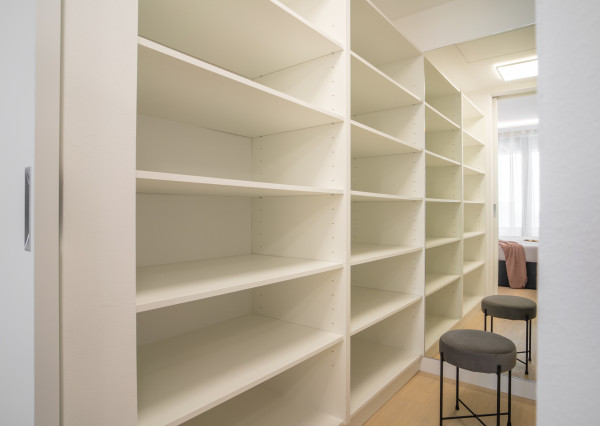 Na prenájom exkluzívny 2-izbový byt so šatníkom a panoramatickým výhľadom v projekte SKYPARK, Továrenská ulica