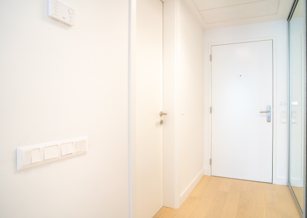 Na prenájom exkluzívny 2-izbový byt so šatníkom a panoramatickým výhľadom v projekte SKYPARK, Továrenská ulica