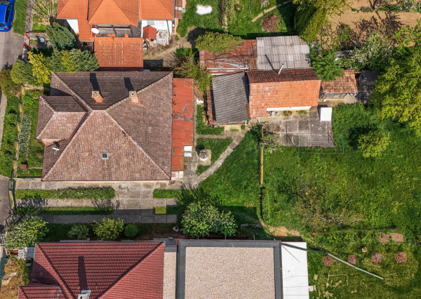 Na predaj rodinný dom s pozemkom v Bánovciach nad Bebravou