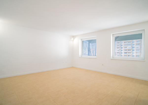 Na predaj dvojpodlažný rodinný dom s polyfunkciou v Trnave