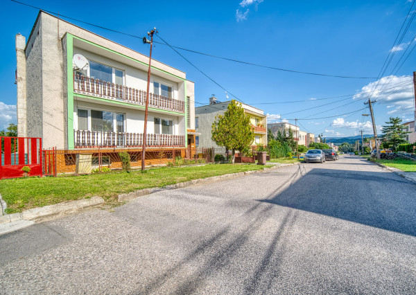 Na predaj dom s dvoma bytovými jednotkami v Lieskovci