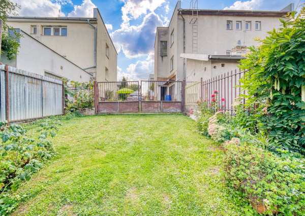 Na predaj dom s dvoma bytovými jednotkami v Lieskovci