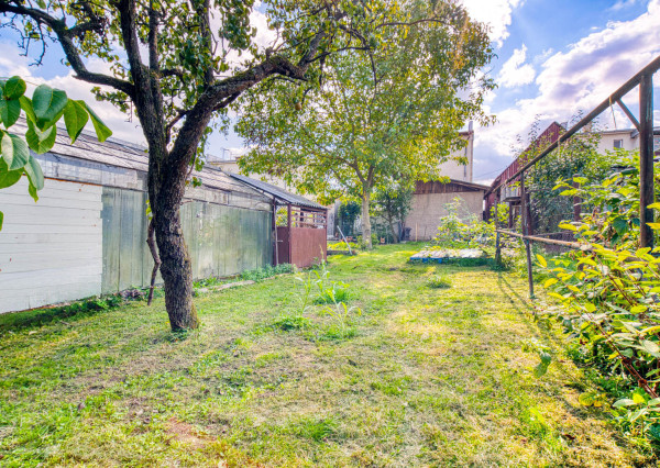 Na predaj dom s dvoma bytovými jednotkami v Lieskovci