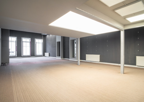 Na prenájom obchodný priestor na Zámockej v Bratislave