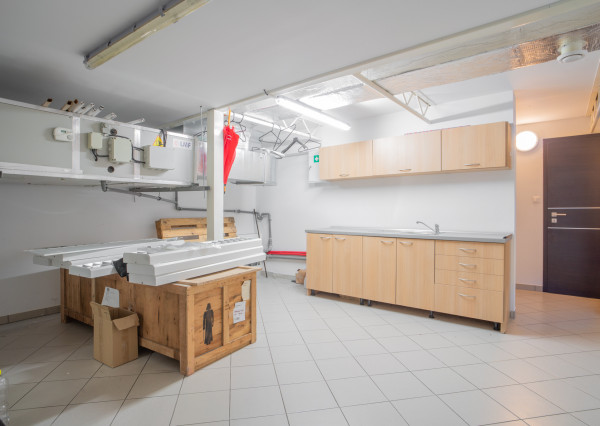 Na prenájom obchodný priestor na Zámockej v Bratislave