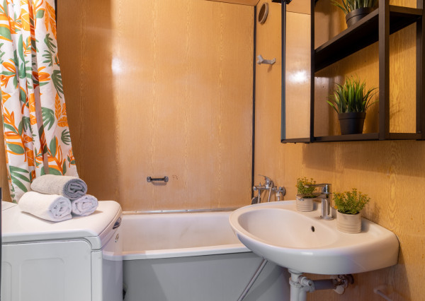 REZERVOVANÉ: Na predaj čiastočne zariadený 3-izbový byt na ulici Martina Rázusa v Malackách