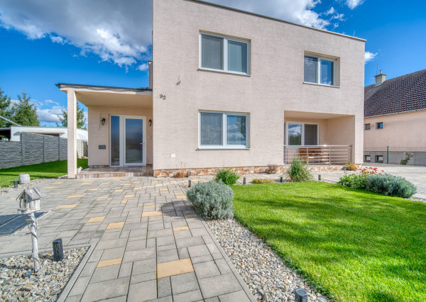 Na predaj 4-izbový rodinný dom v Zemianskych Sadoch