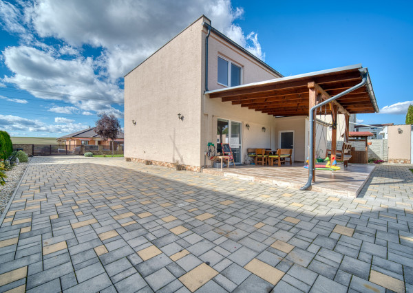 Na predaj 4-izbový rodinný dom v Zemianskych Sadoch