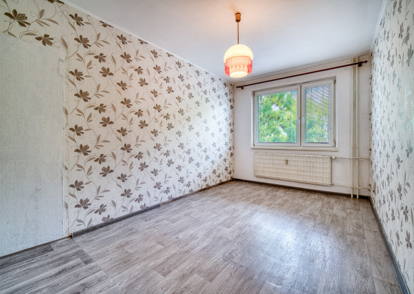 Na predaj 3-izbový byt v Bánovciach nad Bebravou - Dubnička