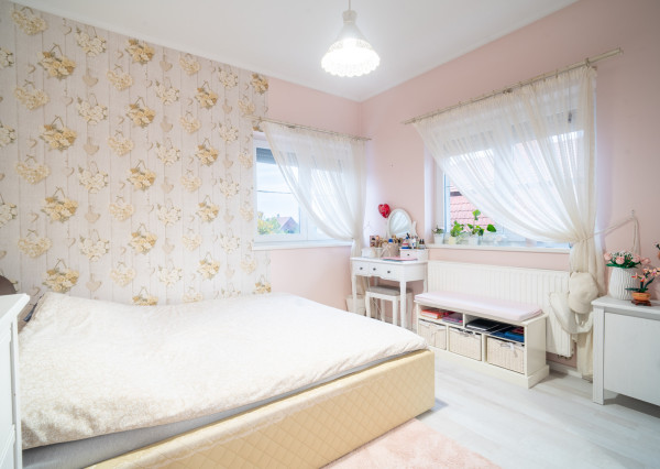 Na predaj rodinná vila v maďarskej obci Gyenesdiás