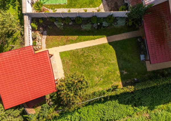 REZERVOVANÉ - Na predaj dom vhodný na podnikanie v Bzinciach pod Javorinou