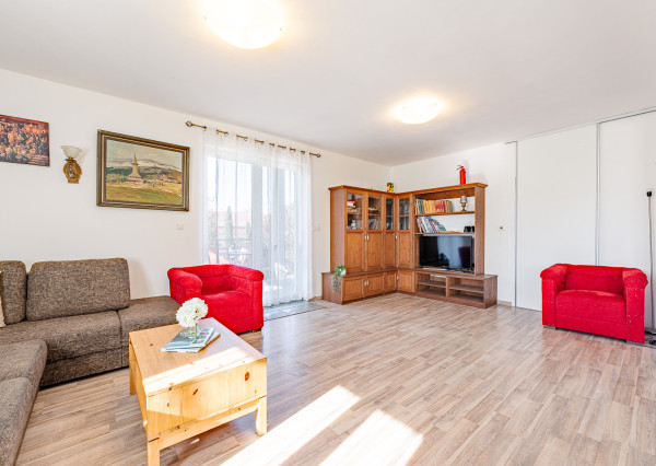 Na predaj rodinný dom s bazénom v Trnávke