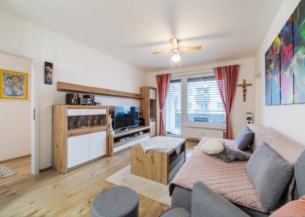 Na predaj priestranný 3-izbový byt na Liptovskej v Trenčíne