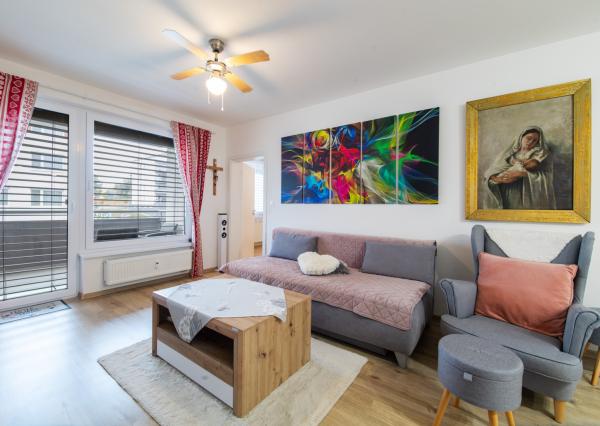 Na predaj priestranný 3-izbový byt na Liptovskej v Trenčíne