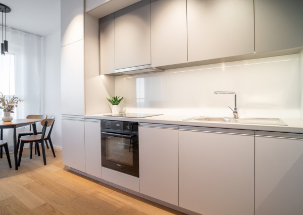 Na prenájom exkluzívny 2-izbový byt s výhľadom na Bratislavu v novej Klingerke