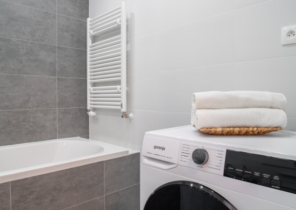 Na prenájom exkluzívny 2-izbový byt s výhľadom na Bratislavu v novej Klingerke