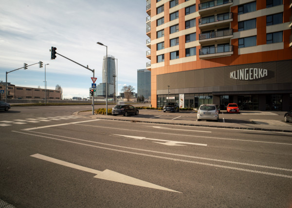 Na prenájom exkluzívny 2-izbový byt s výhľadom na Bratislavu v novej Klingerke