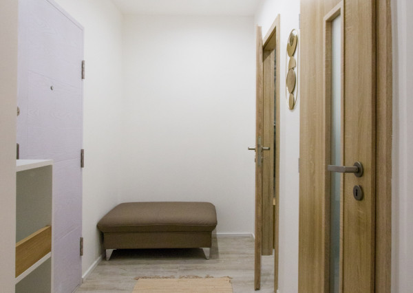 Na predaj štýlový 1-izbový  byt Bratislave-Dúbravka