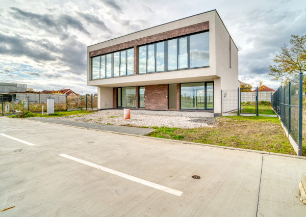 Na predaj 4-izbová novostavba v Kráľovej pri Senci