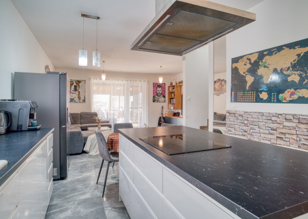 Na predaj priestranný 4-izbový rodinný dom v Bernolákove