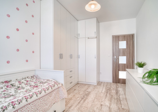 Na predaj priestranný 4-izbový rodinný dom v Bernolákove