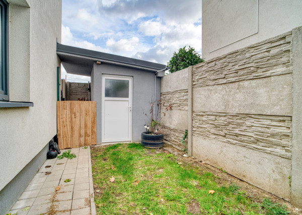 Na predaj priestranný 4-izbový rodinný dom v Bernolákove