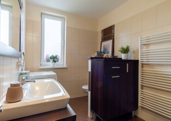 REZERVOVANÉ: Na predaj priestranný rodinný dom v pokojnej lokalite Hôrka