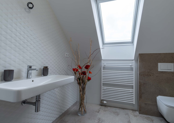 REZERVOVANÉ: Na predaj priestranný rodinný dom v pokojnej lokalite Hôrka